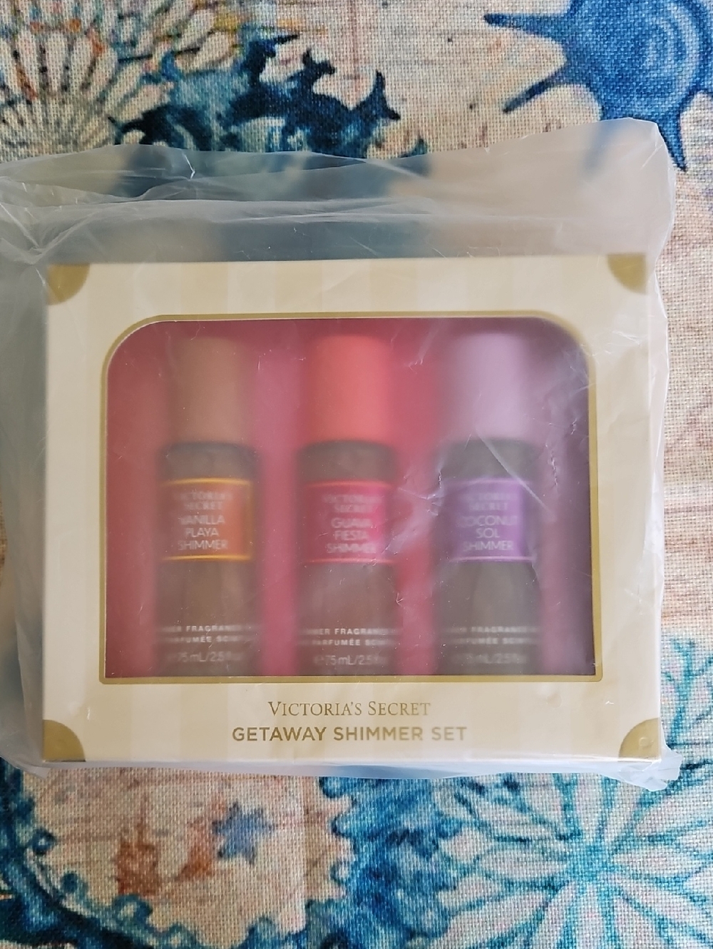 Victoria's Secret Getaway Shimmer Set - Picture 7 of 11